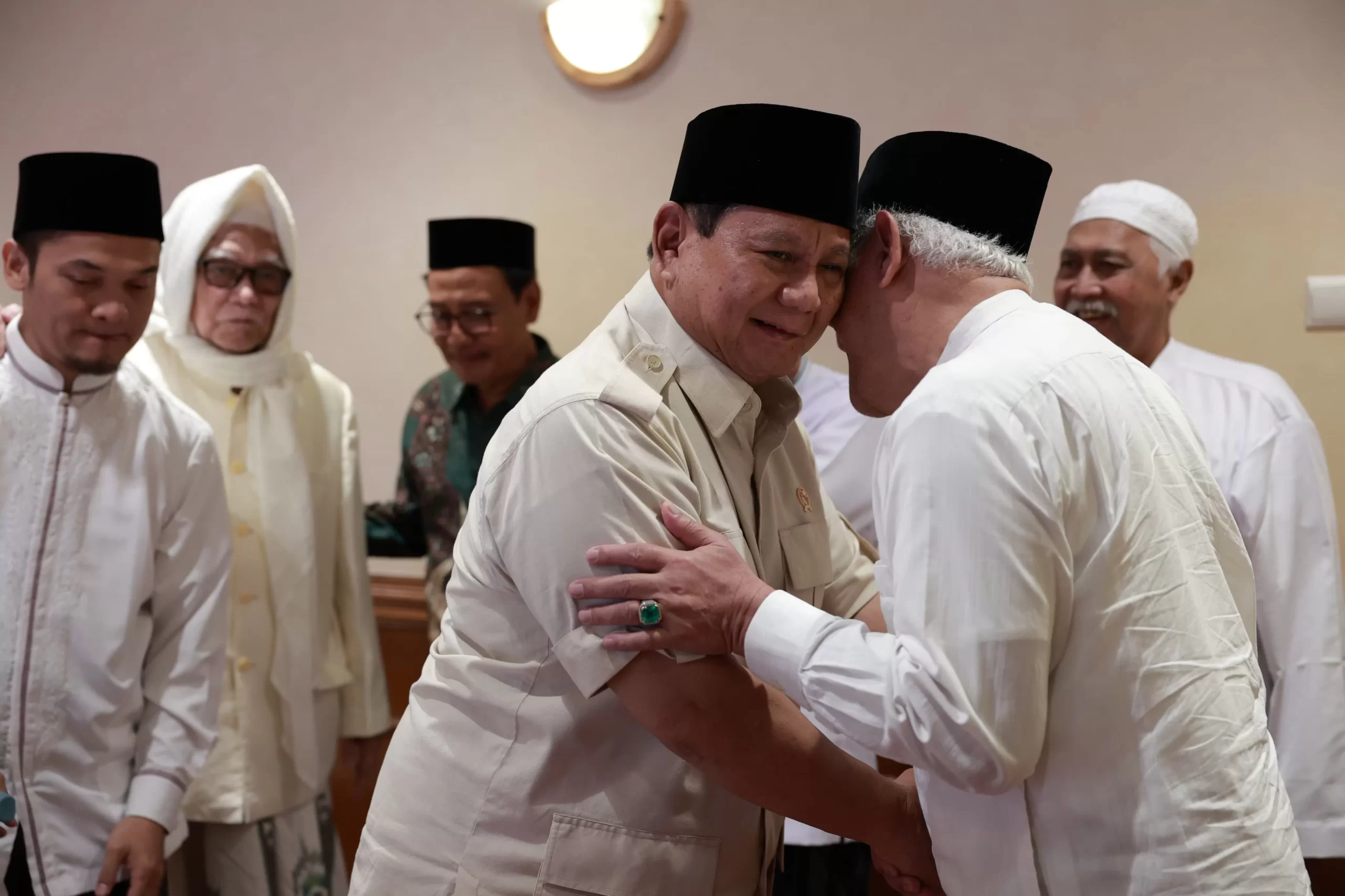 Prabowo Subianto Terima Dukungan Puluhan Kiai dari Jateng